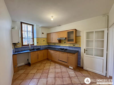 Appartement - 83 m² - 3 pièces