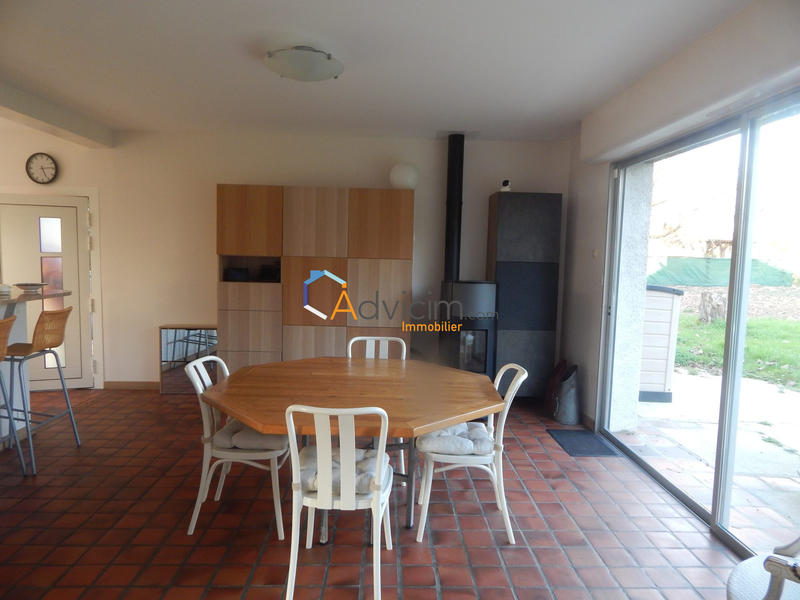 Villa - 250 m² - 8 pièces