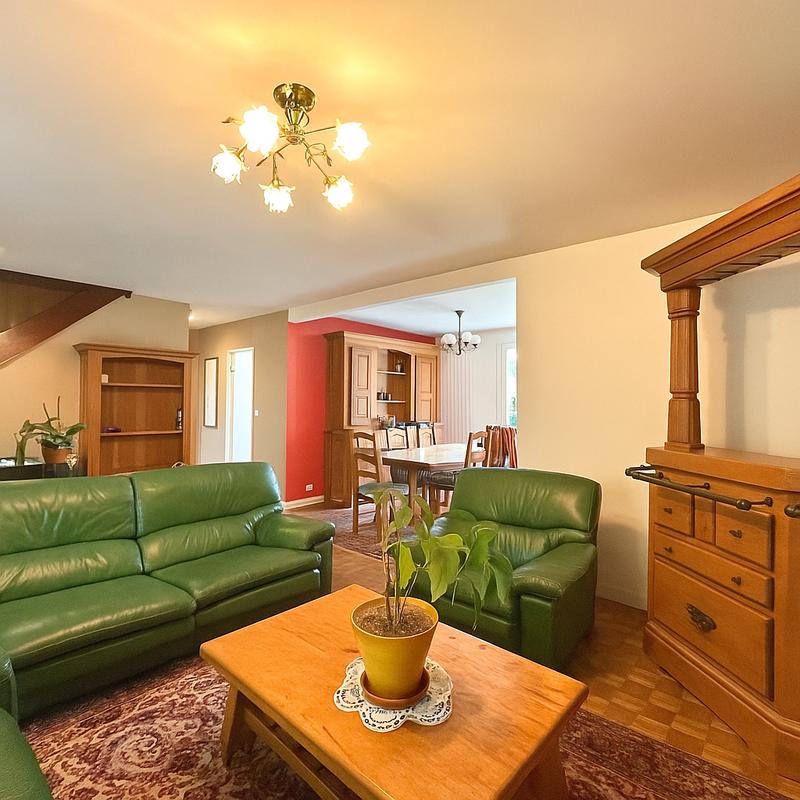 Maison - 137 m² - 6 pièces