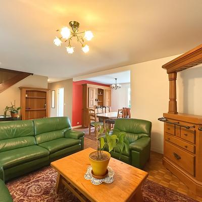 Maison - 137 m² - 6 pièces