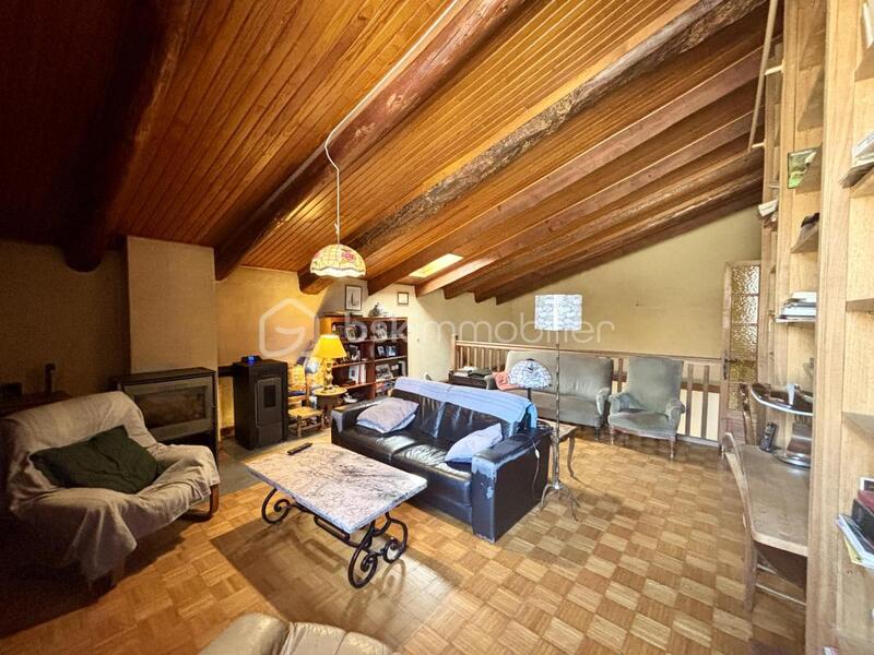 Maison de village - 210 m² - 8 pièces