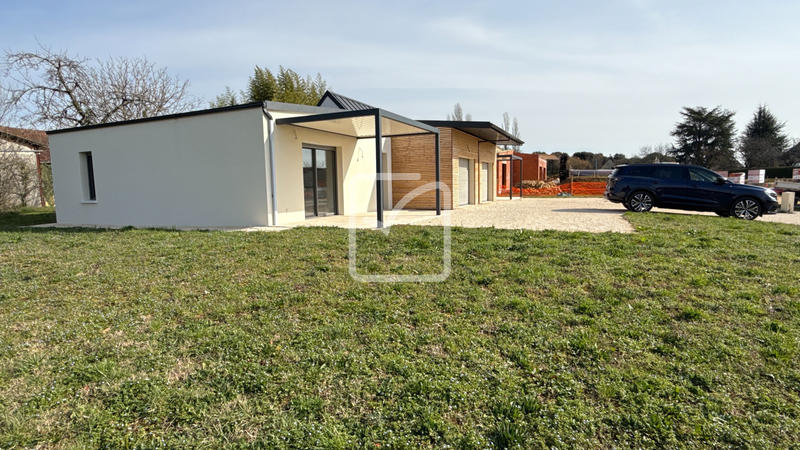 Villa - 82 m² - 3 pièces