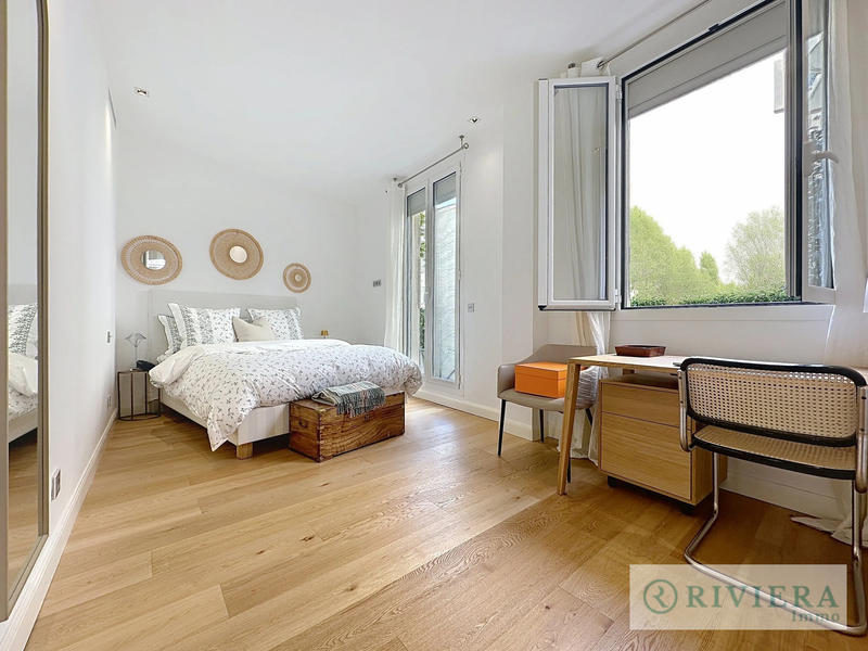 Appartement - 95 m² - 3 pièces