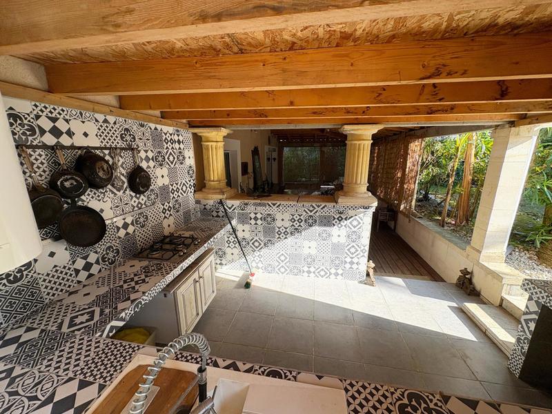 Maison - 170 m² - 8 pièces