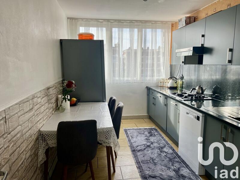 Appartement - 81 m² - 4 pièces