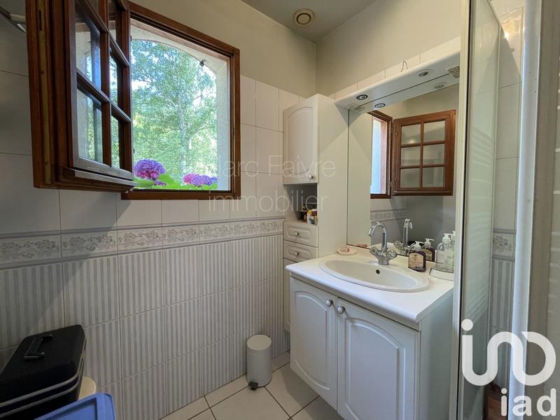 Maison - 180 m² - 8 pièces