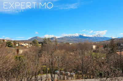 Terrain - 1 051 m²