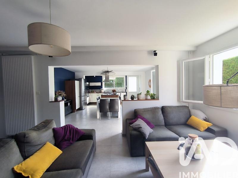 Maison - 162 m² - 8 pièces