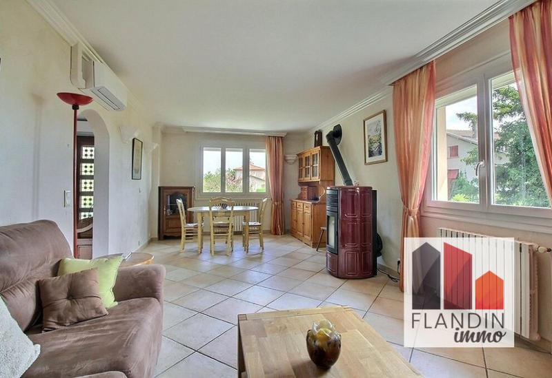 Maison - 80 m² - 4 pièces