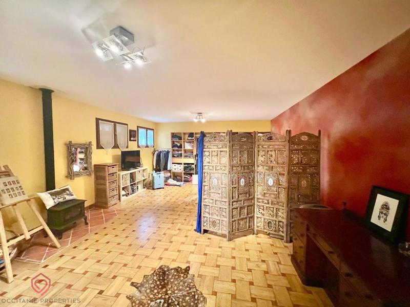 Demeure - 310 m² - 9 pièces