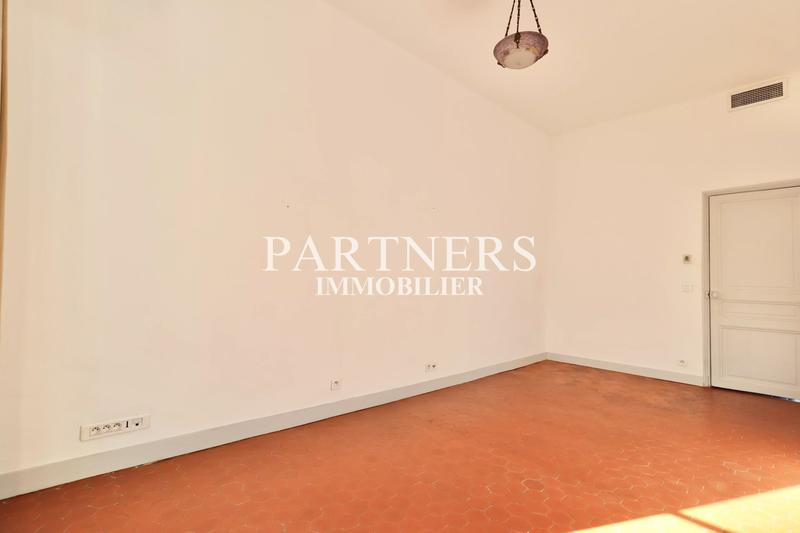 Appartement - 107 m² - 4 pièces