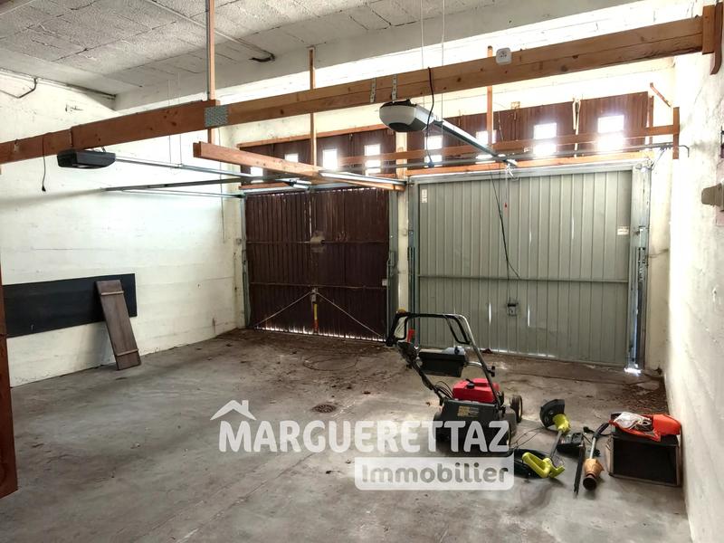 Maison - 198 m² - 8 pièces