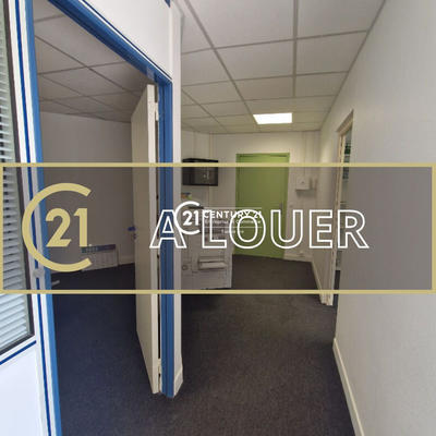 Bureau - 74 m²