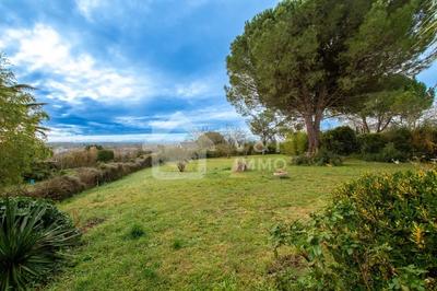 Maison - 171 m² - 5 pièces