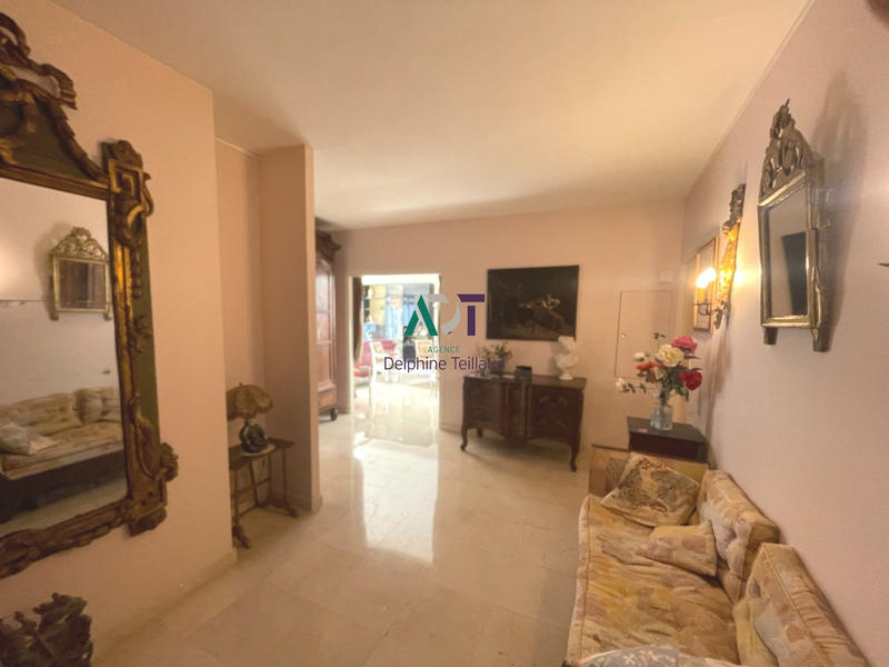 Appartement - 169 m² - 4 pièces