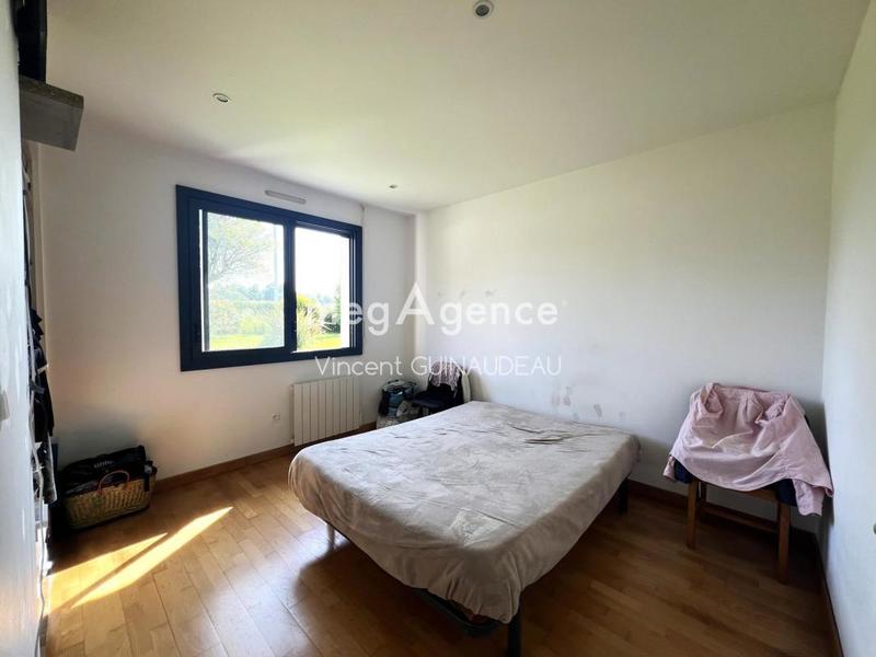 Maison - 180 m² - 8 pièces