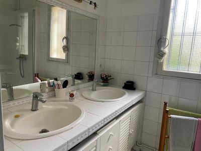 Appartement - 101 m² - 4 pièces