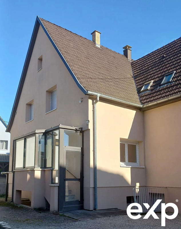 Maison - 207 m² - 7 pièces