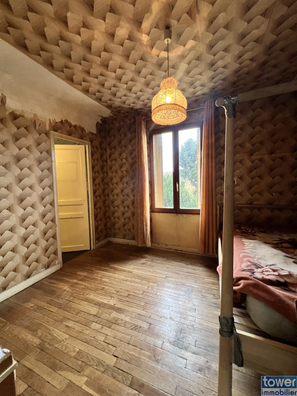 Maison - 98 m² - 5 pièces