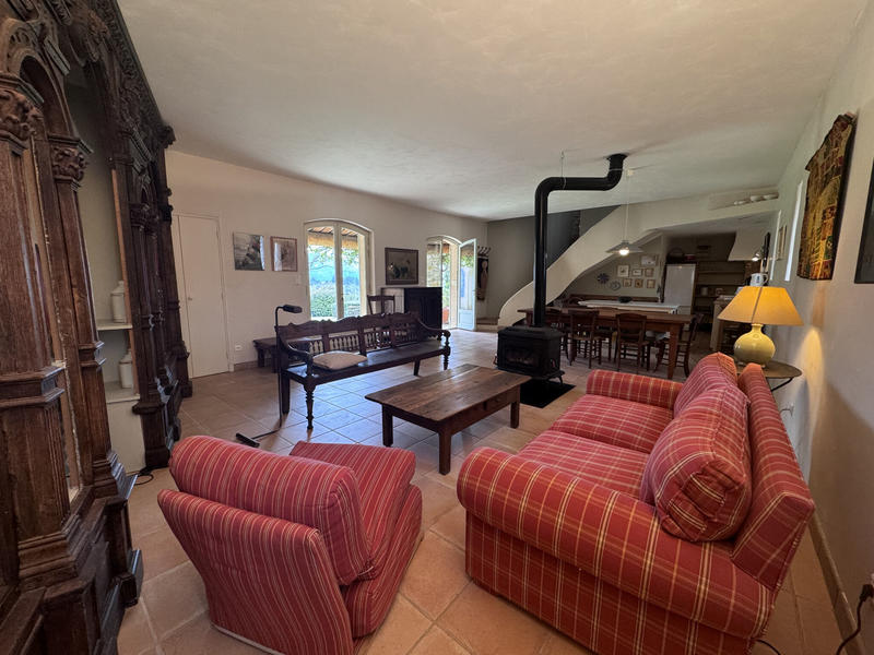 Maison - 364 m² - 11 pièces