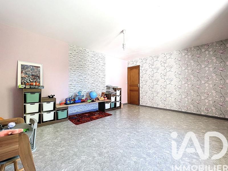 Maison - 226 m² - 7 pièces