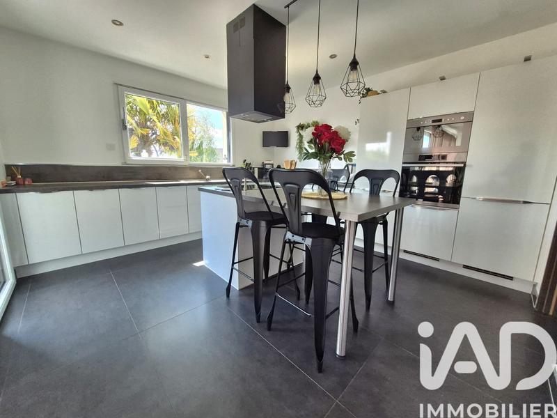 Maison de maîtres - 197 m² - 6 pièces