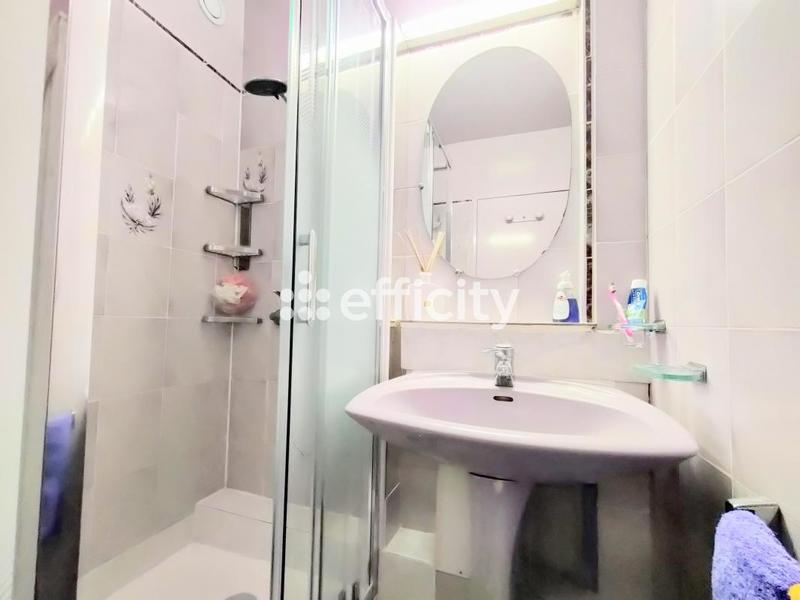 Appartement ancien - 105 m² - 5 pièces