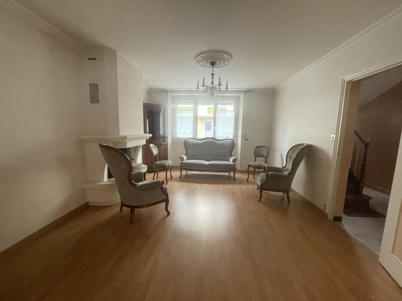 Maison - 141 m² - 6 pièces