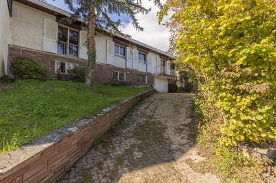 Maison - 132 m² - 6 pièces