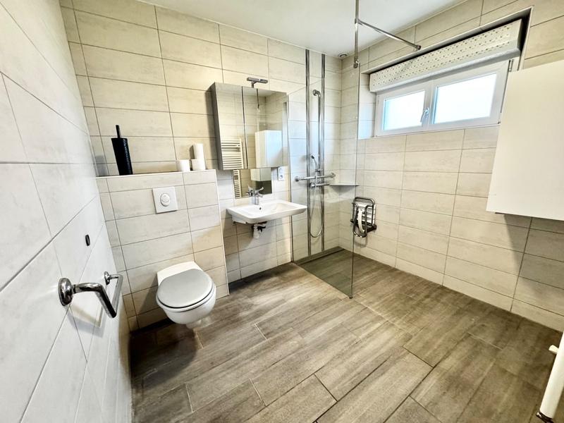 Maison - 186 m² - 11 pièces