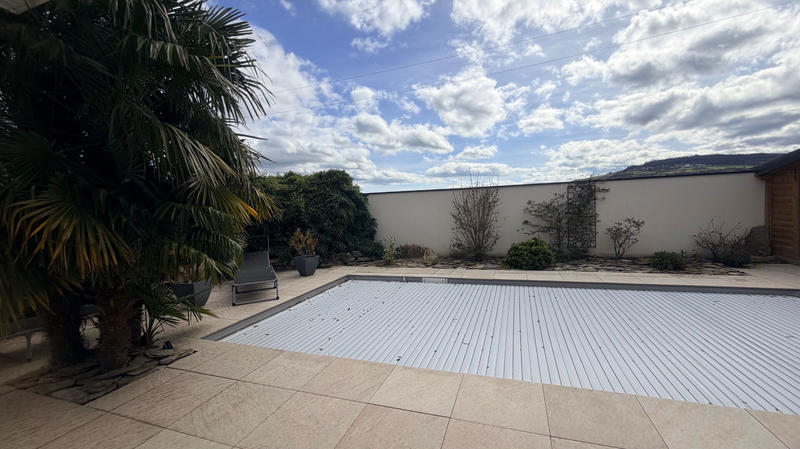 Maison - 139 m² - 6 pièces