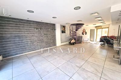 Local commercial - 70 m²