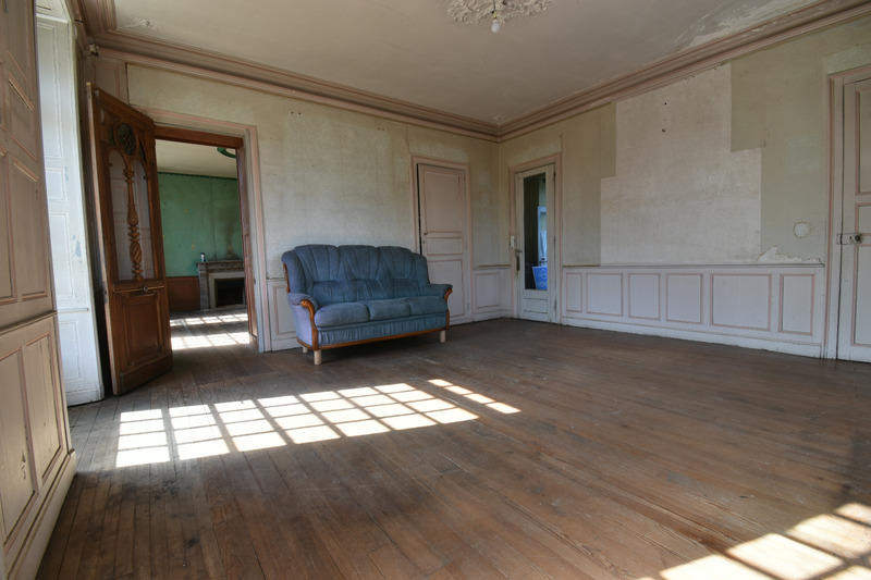 Maison - 168 m² - 8 pièces