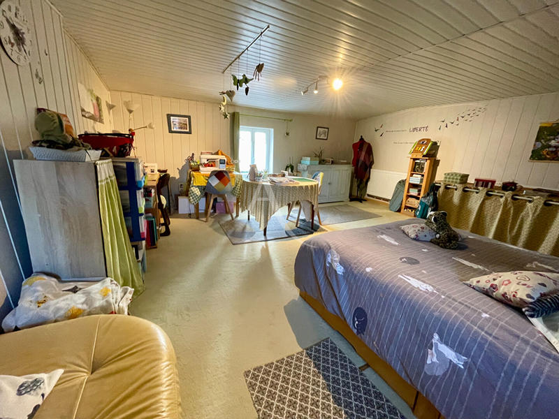 Maison - 140 m² - 4 pièces