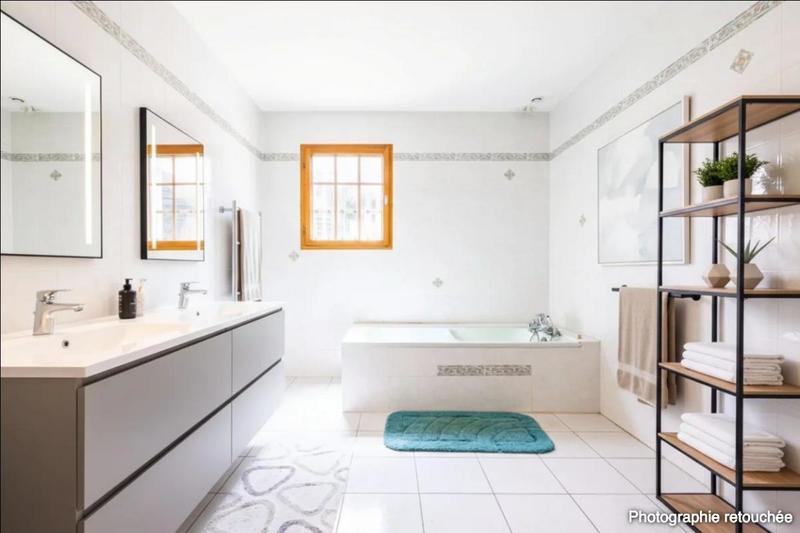 Pavillon - 152 m² - 4 pièces