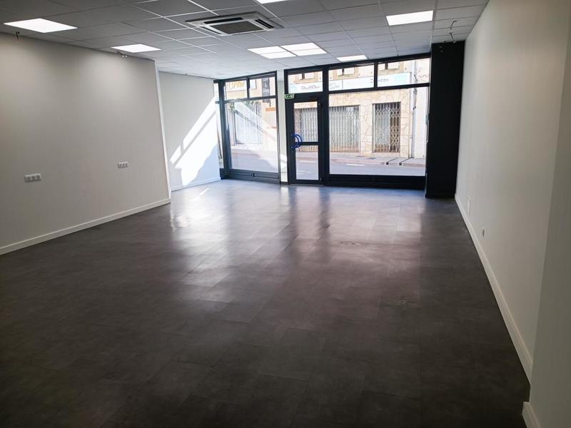 Divers - 102 m² - 4 pièces