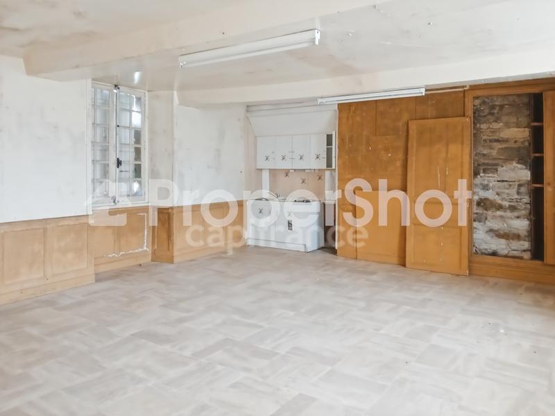 Maison - 211 m² - 8 pièces