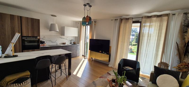 Appartement - 60 m² - 3 pièces