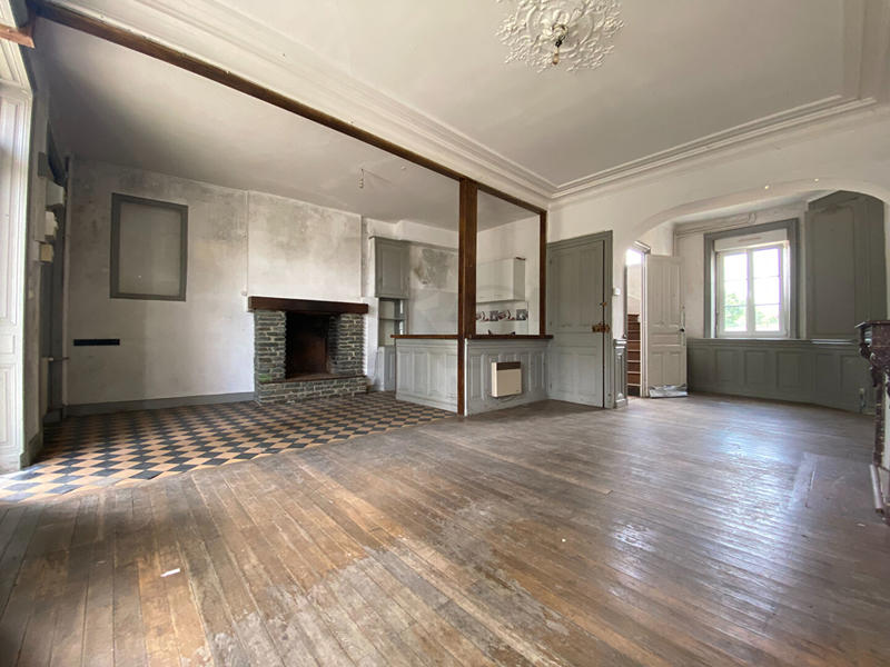 Maison - 146 m² - 8 pièces