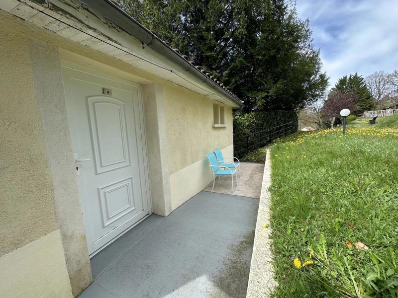 Propriété - 350 m² - 10 pièces