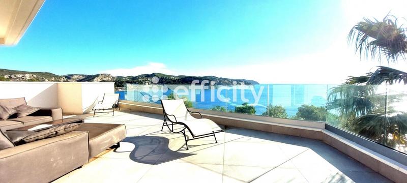 Maison - 430 m² - 10 pièces