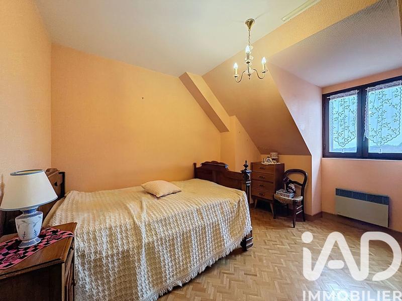 Maison - 180 m² - 6 pièces