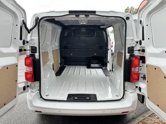 Peugeot Expert Fourgon Prix Ttc - m 2.0 Bluehdi 145 Ch Eat8 Pack Look 3 Camera Moduwork Jumpy