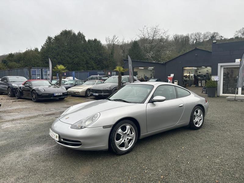 Porsche 996 Carrera 4