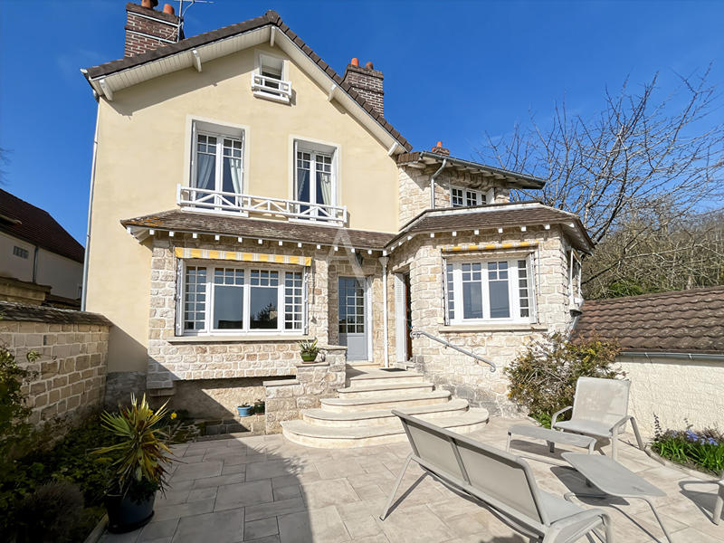 Maison - 118 m² - 5 pièces