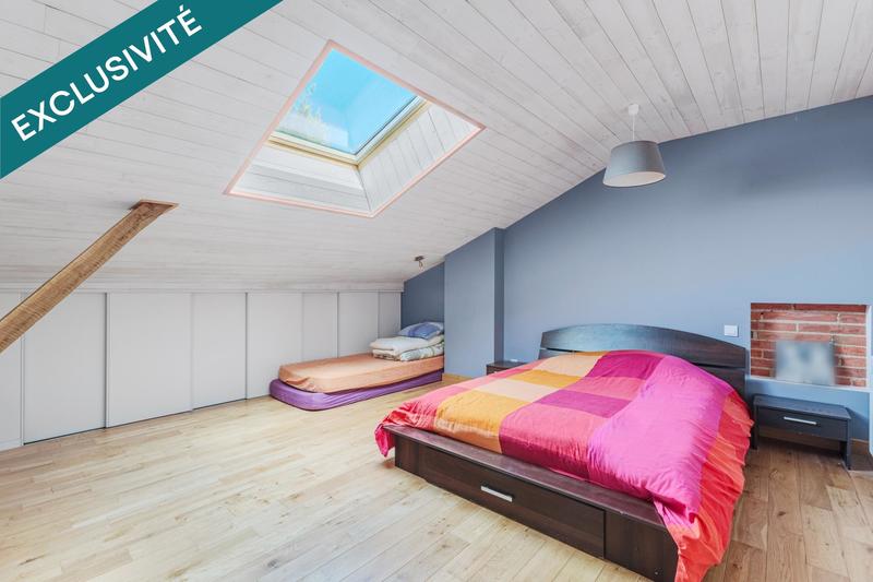 Maison - 440 m² - 11 pièces