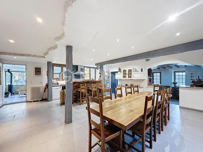 Maison - 173 m² - 7 pièces