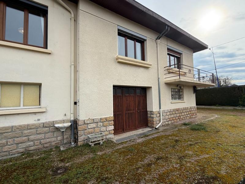 Maison - 166 m² - 7 pièces