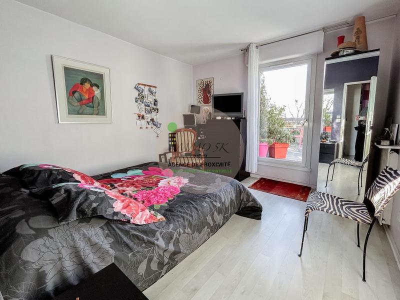 Appartement - 105 m² - 5 pièces