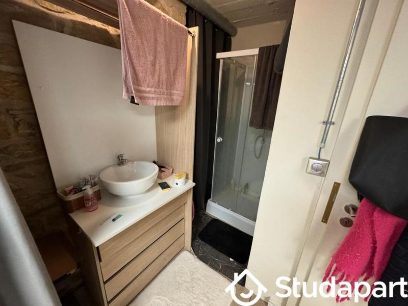 Chambre - 15 m² - 1 pièce